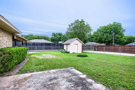 829 Poinsettia Drive Lancaster TX 75146