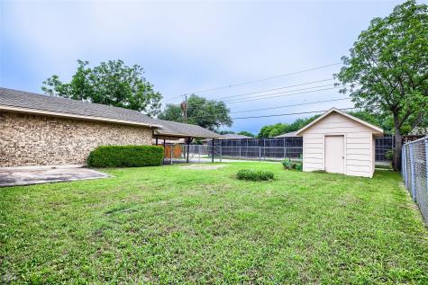 829 Poinsettia Drive Lancaster TX 75146