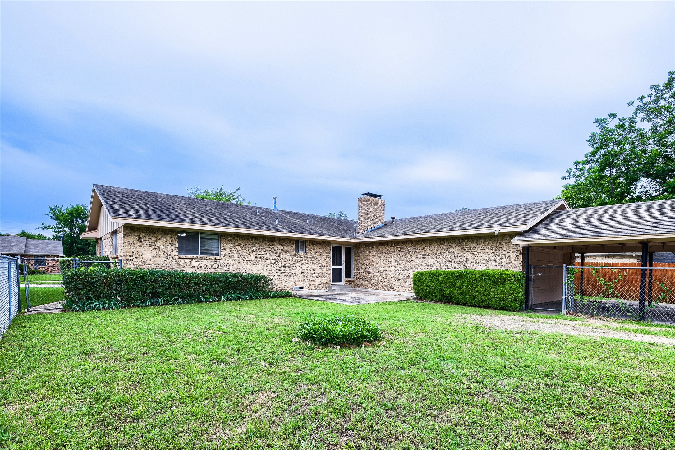 829 Poinsettia Drive Lancaster TX 75146