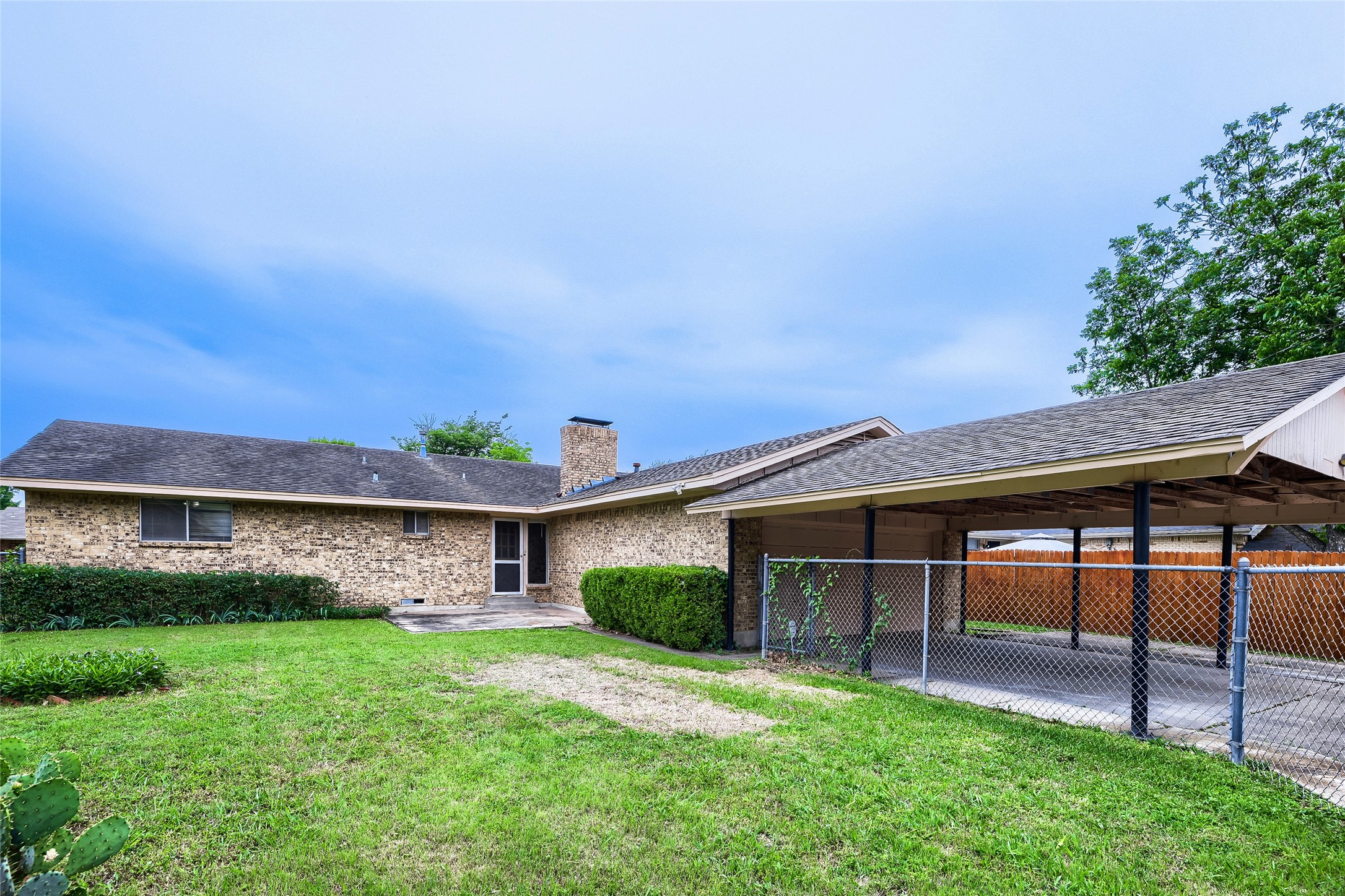 829 Poinsettia Drive Lancaster TX 75146