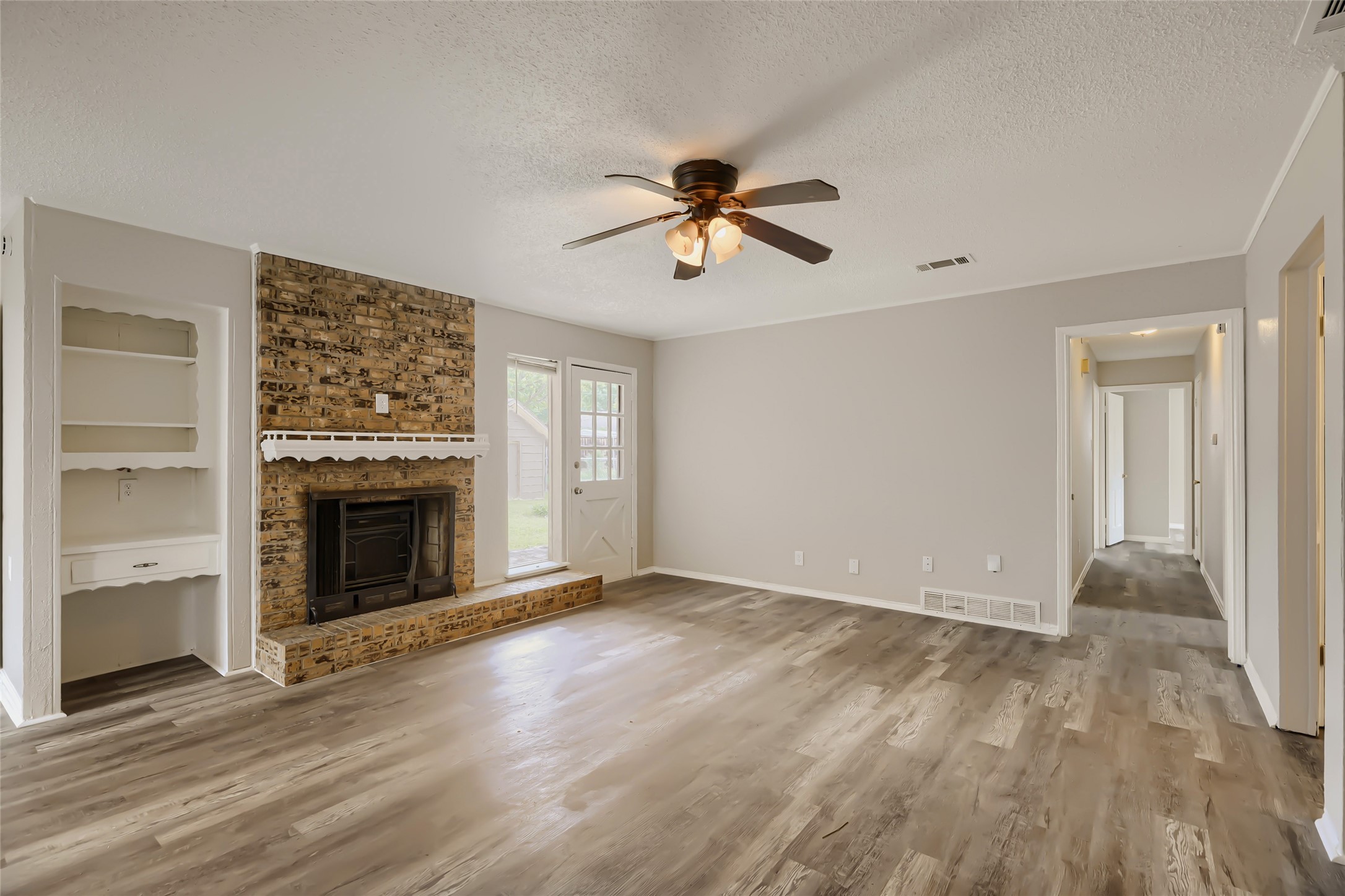 829 Poinsettia Drive Lancaster TX 75146
