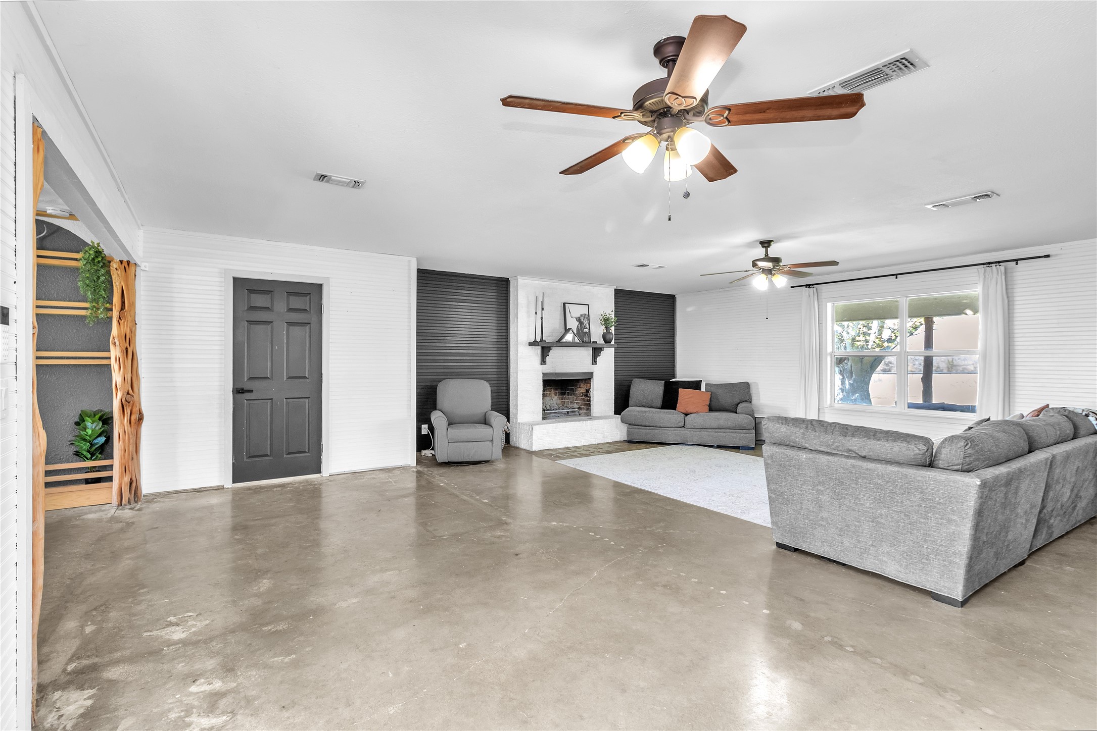 1283 Fm 218 W Zephyr TX 76890