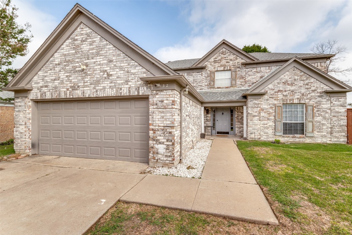 132 Browning Lane Grand Prairie TX 75052