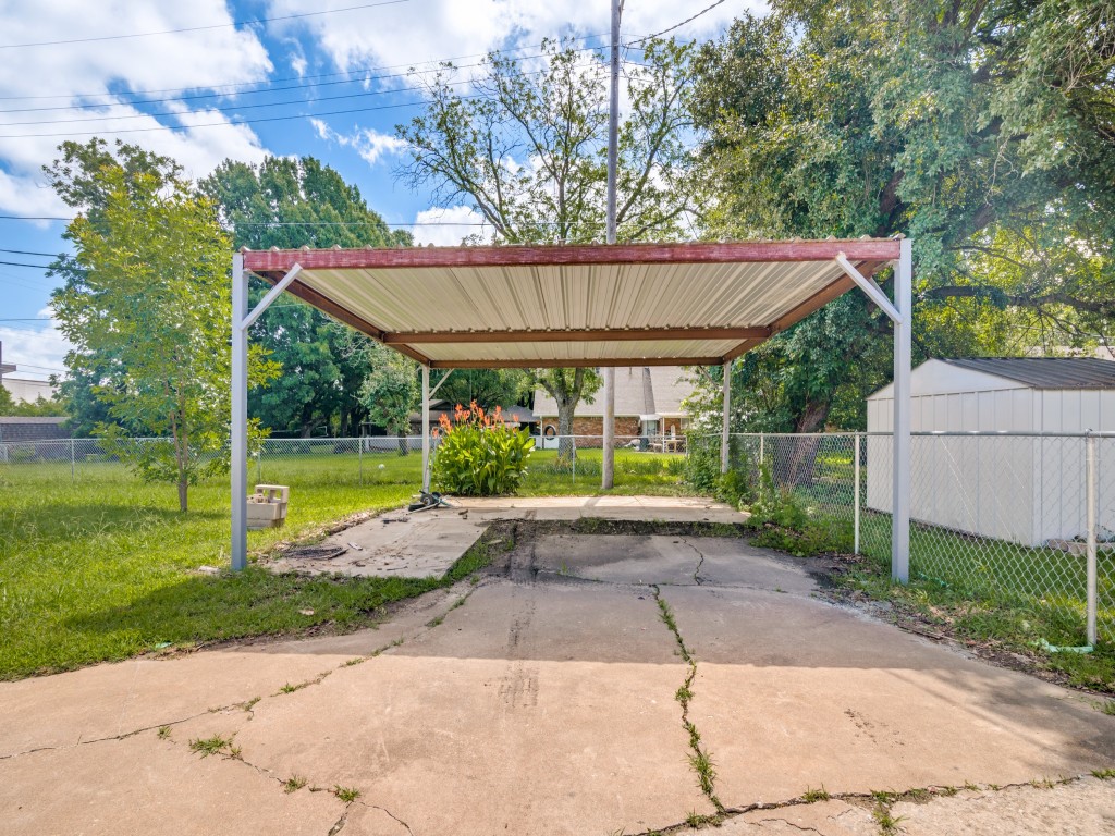 6307 Stonewall Street Greenville TX 75402