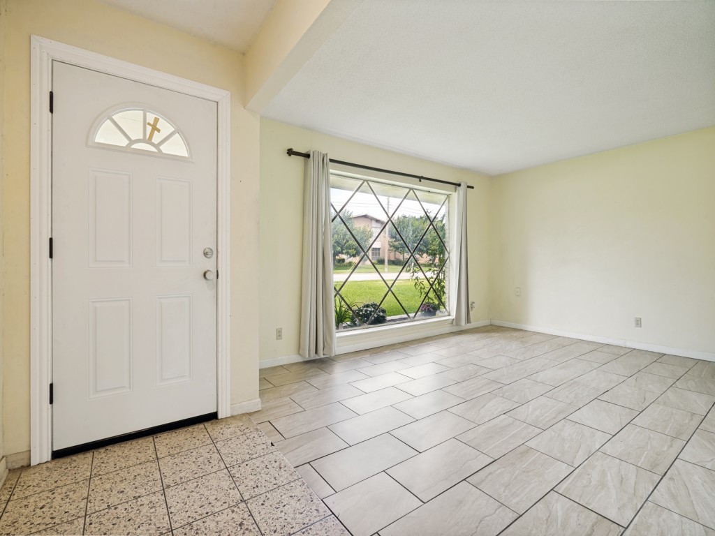 6307 Stonewall Street Greenville TX 75402