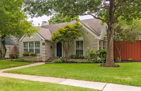 2442 W 10th Street Dallas TX 75211
