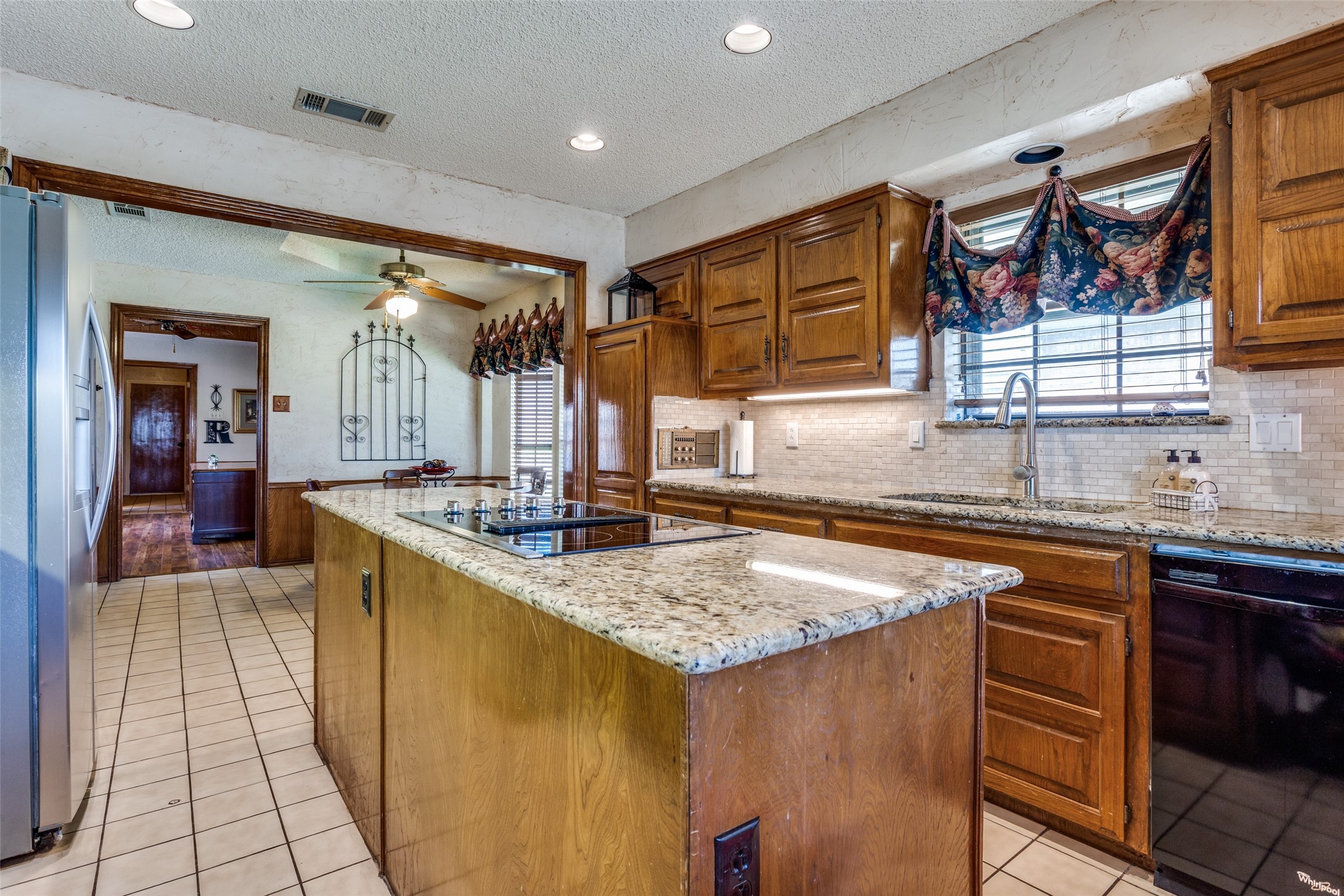 2829 Colleen Drive Garland TX 75043