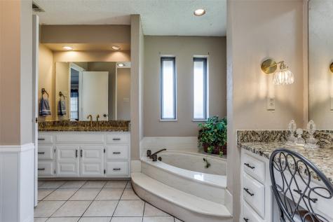 2829 Colleen Drive Garland TX 75043