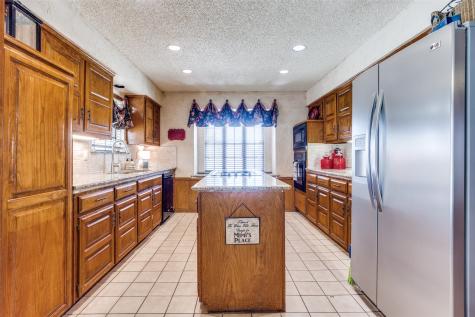 2829 Colleen Drive Garland TX 75043