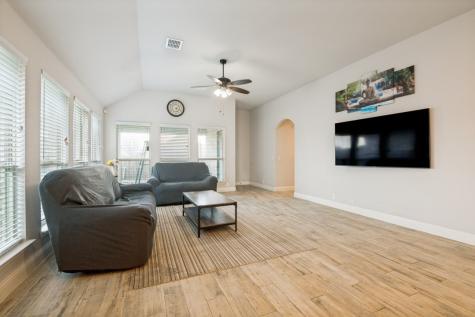 734 Larkspur Lane Midlothian TX 76065