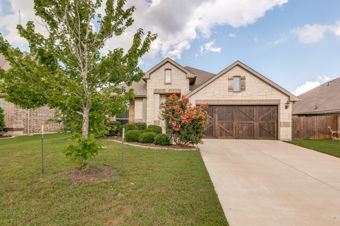 734 Larkspur Lane Midlothian TX 76065