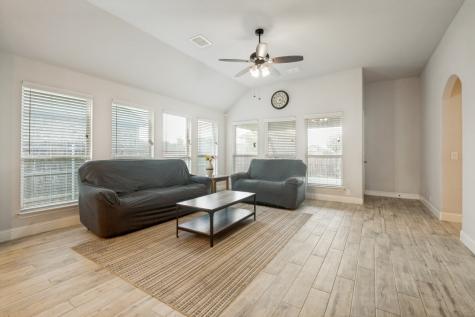 734 Larkspur Lane Midlothian TX 76065