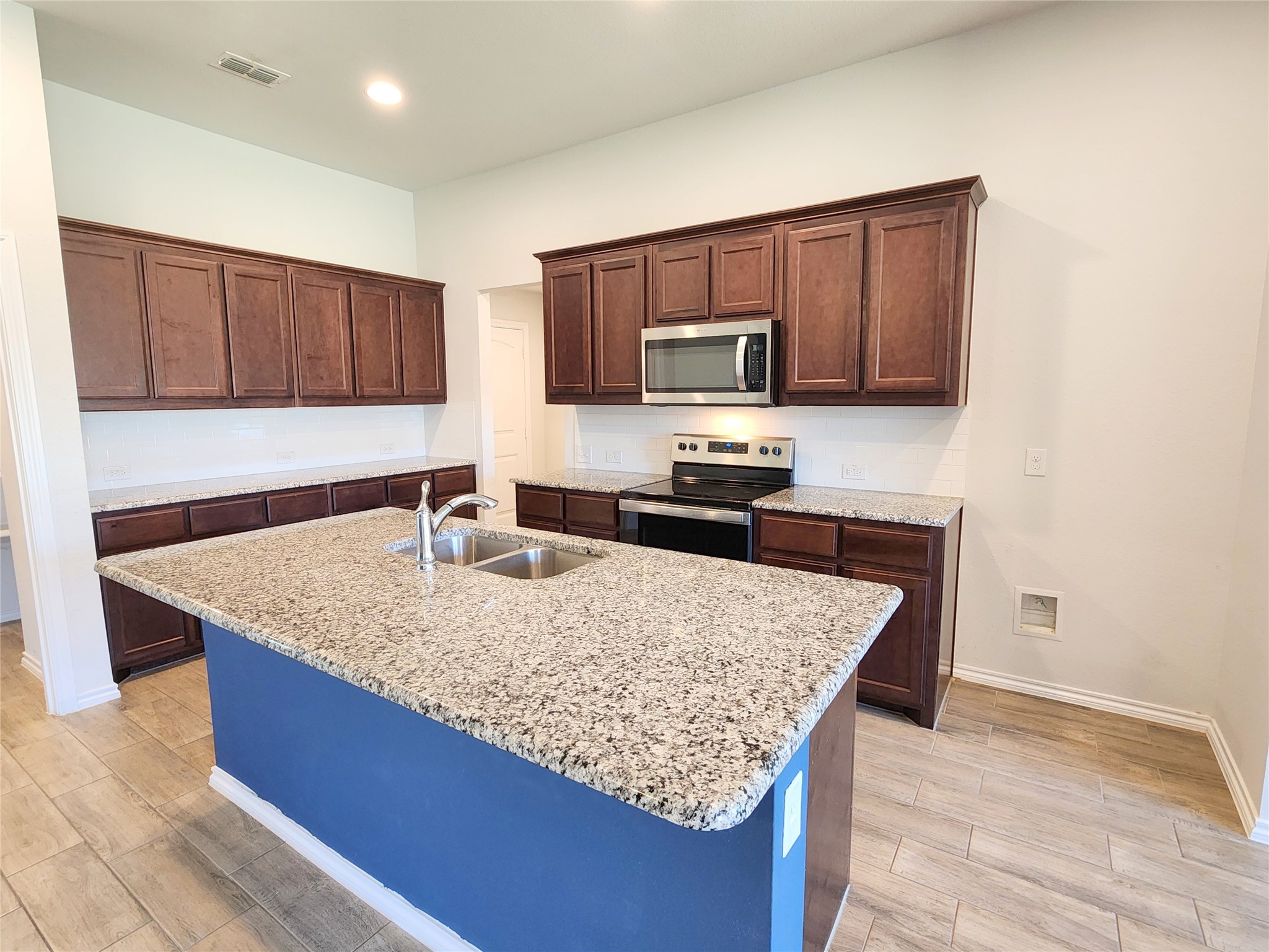 4709 Avion Drive Sanger TX 76266