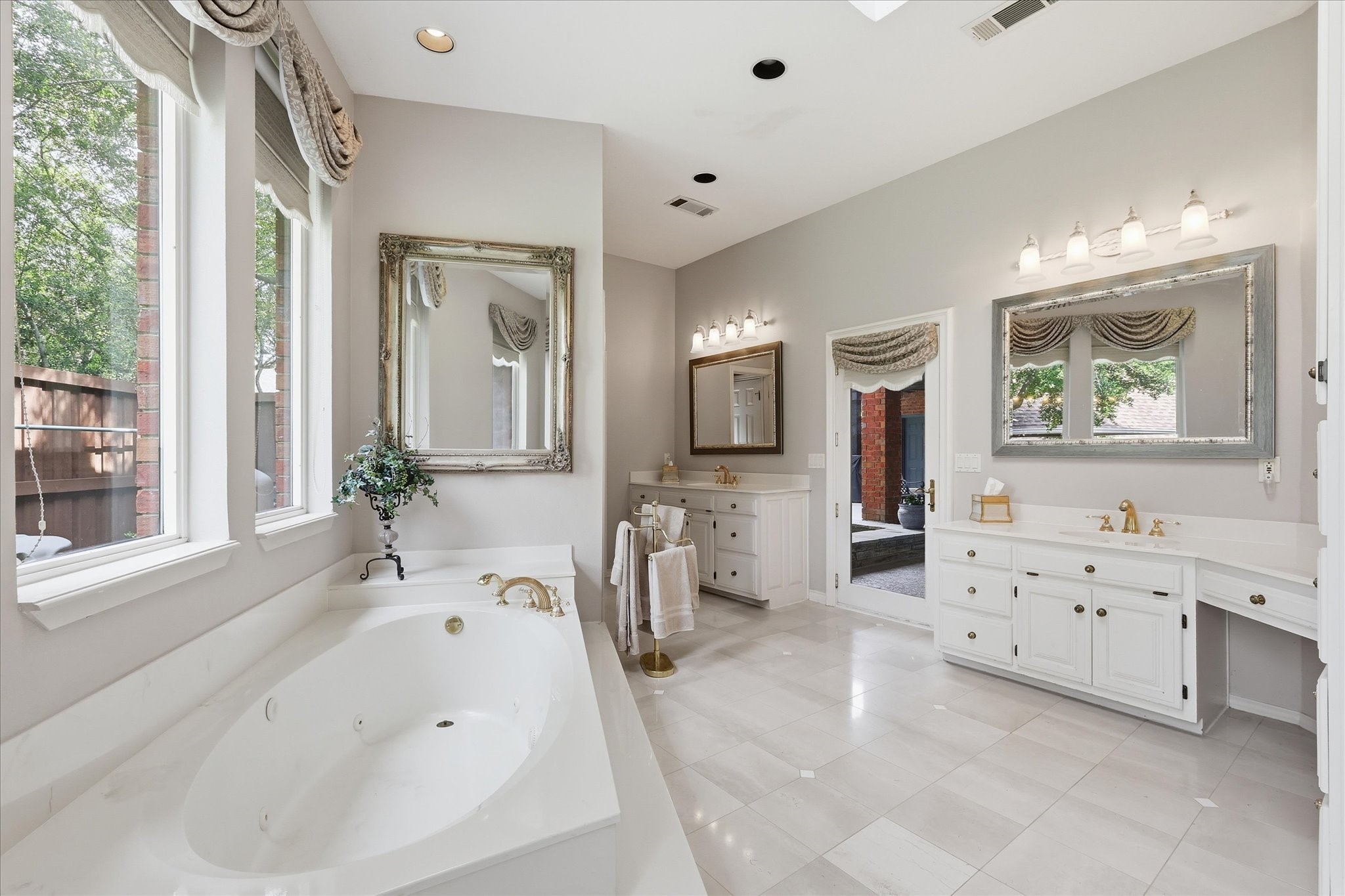 4823 Spyglass Drive Dallas TX 75287