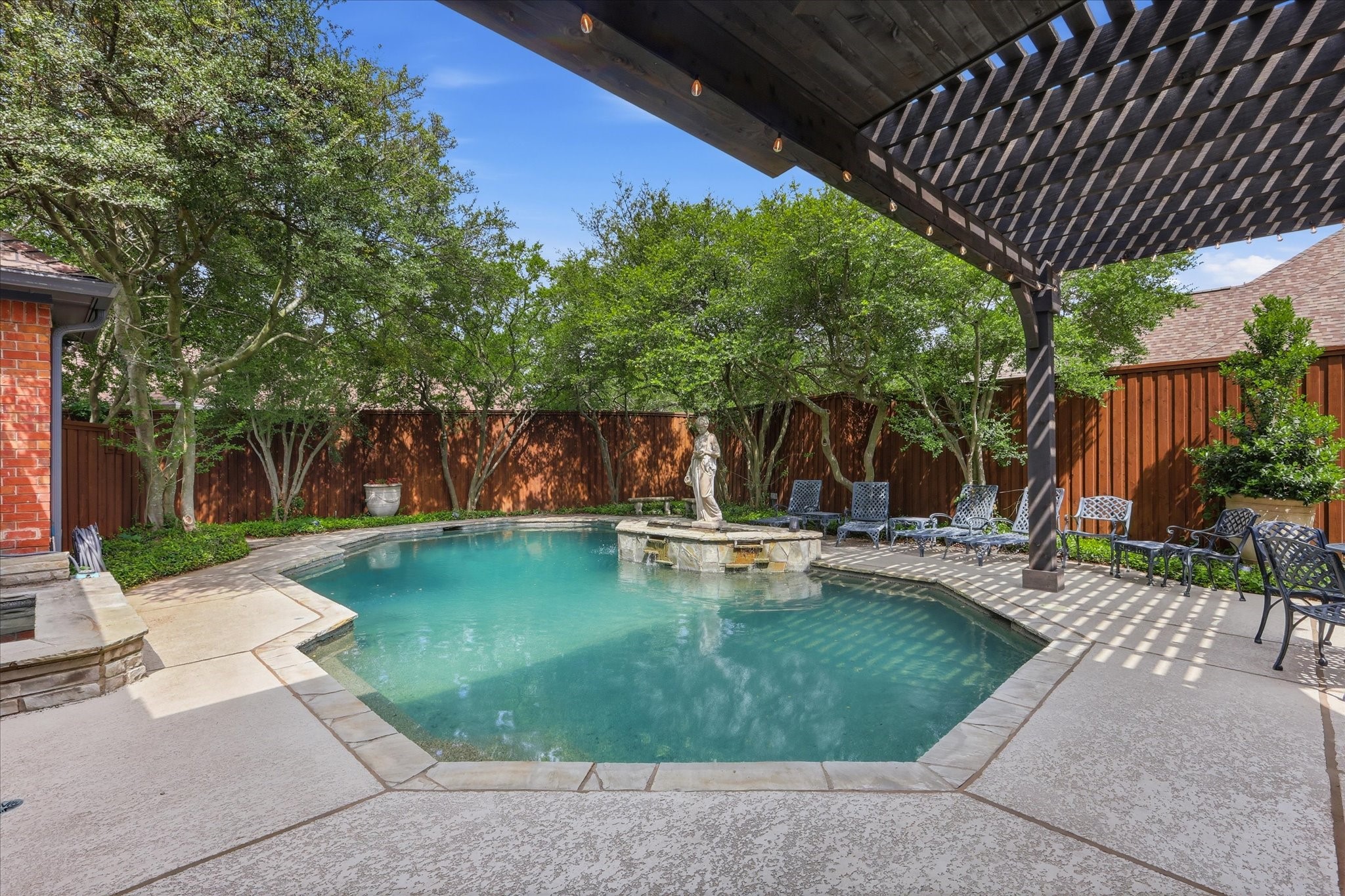 4823 Spyglass Drive Dallas TX 75287
