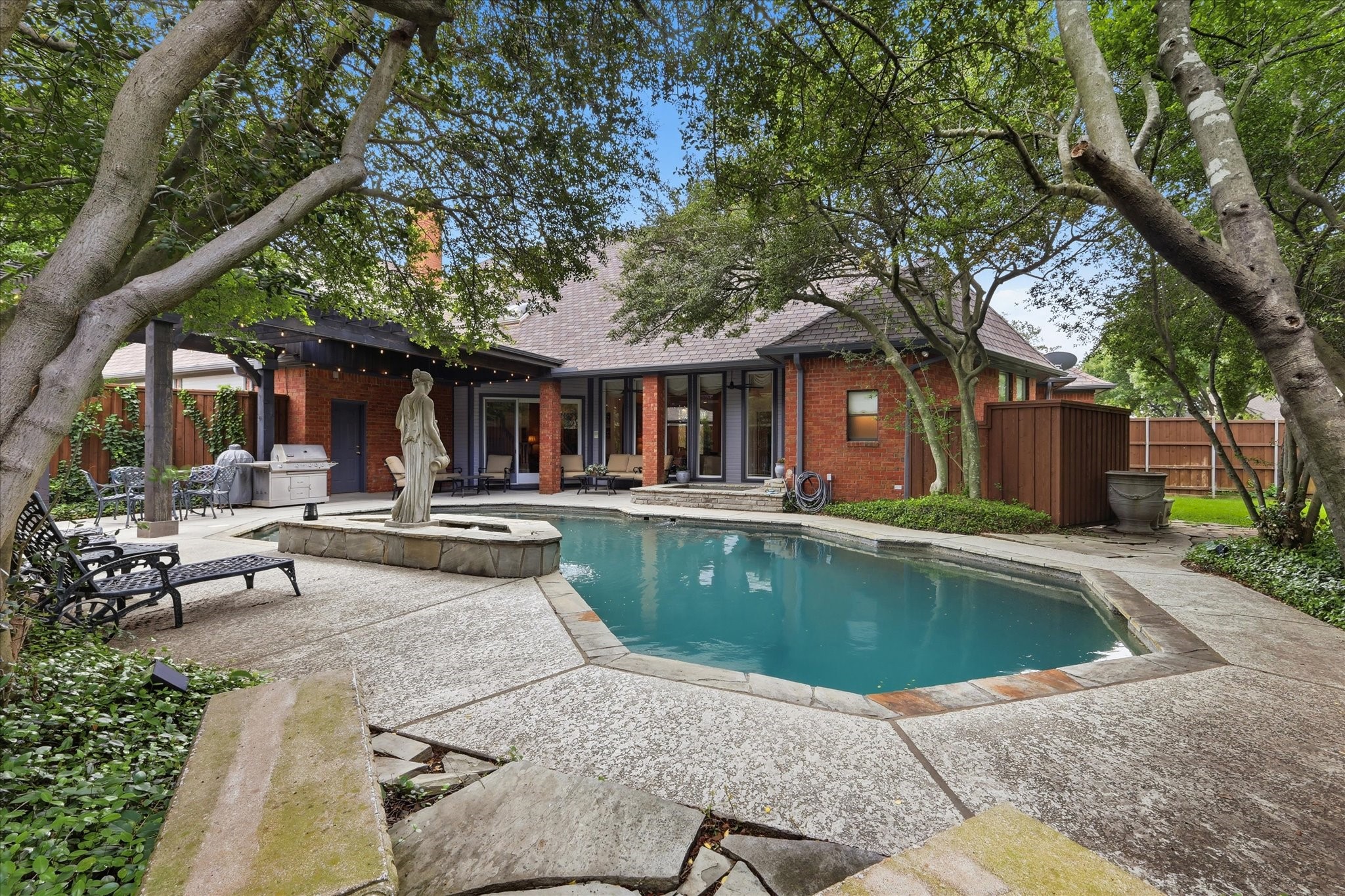 4823 Spyglass Drive Dallas TX 75287