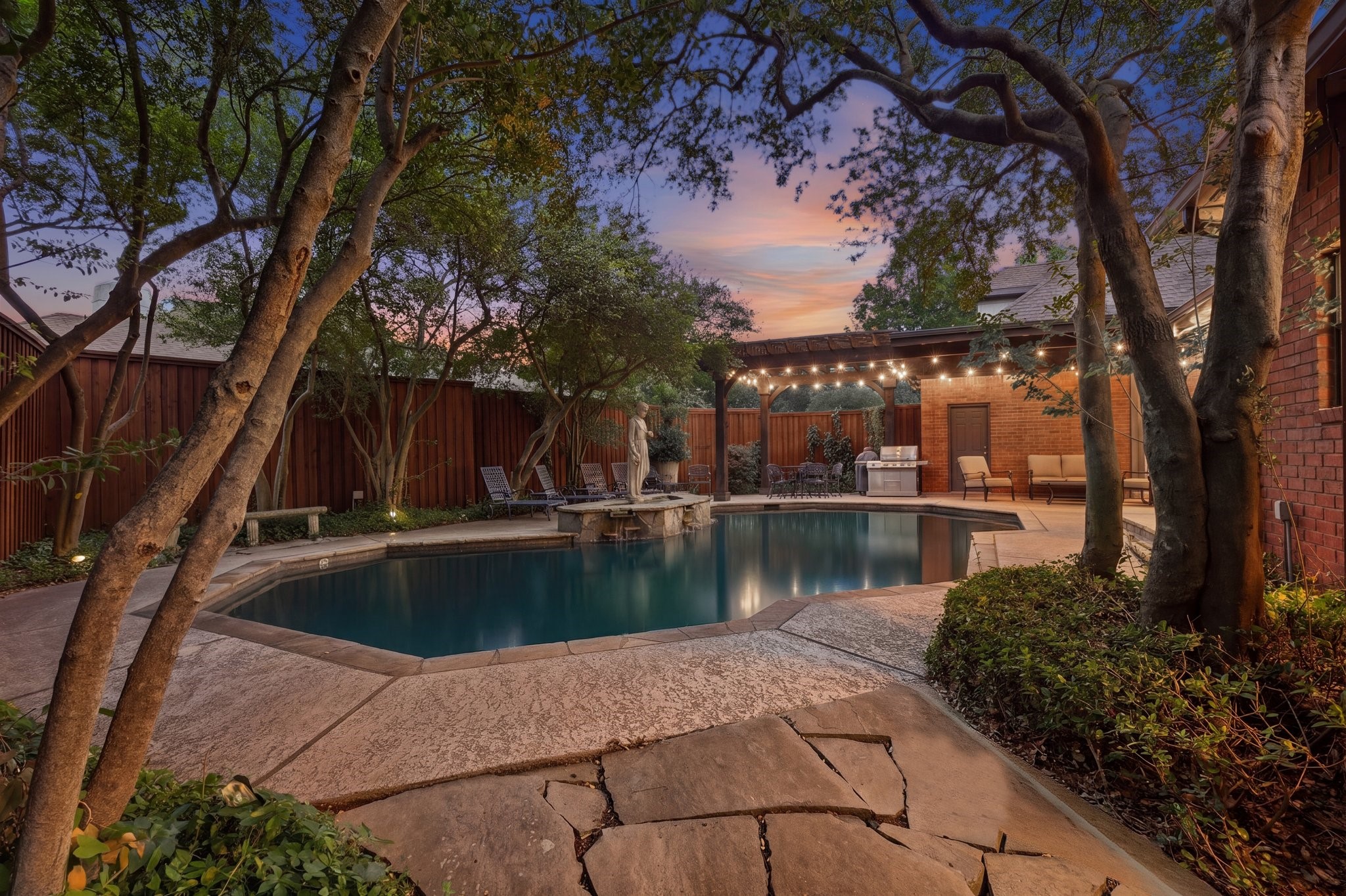 4823 Spyglass Drive Dallas TX 75287