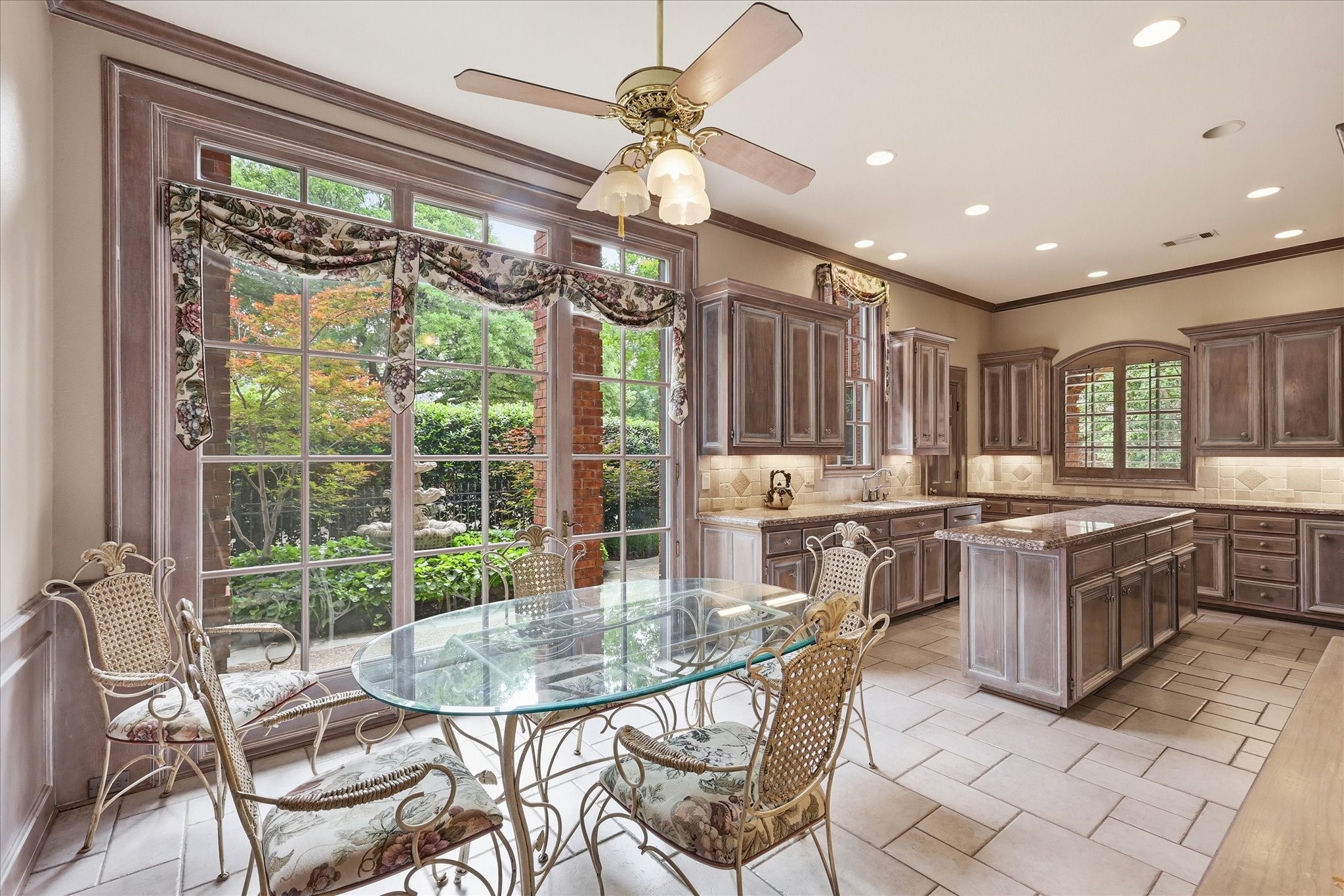 4823 Spyglass Drive Dallas TX 75287