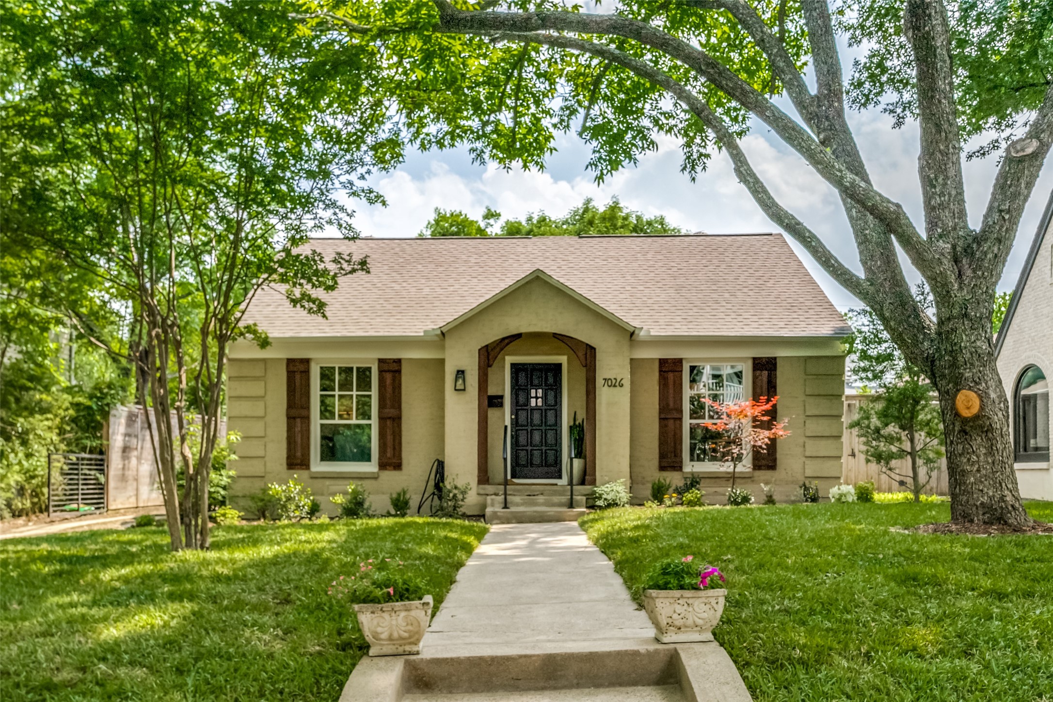 7026 Casa Loma Avenue Dallas TX 75214