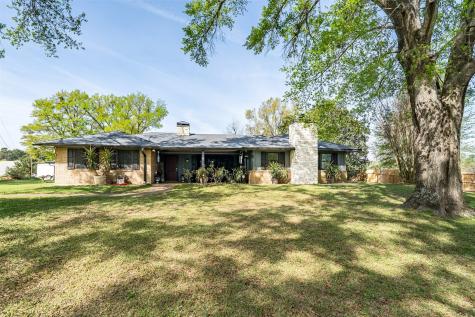 15549 County Road 1104 Flint TX 75762
