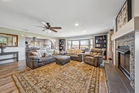 15549 County Road 1104 Flint TX 75762