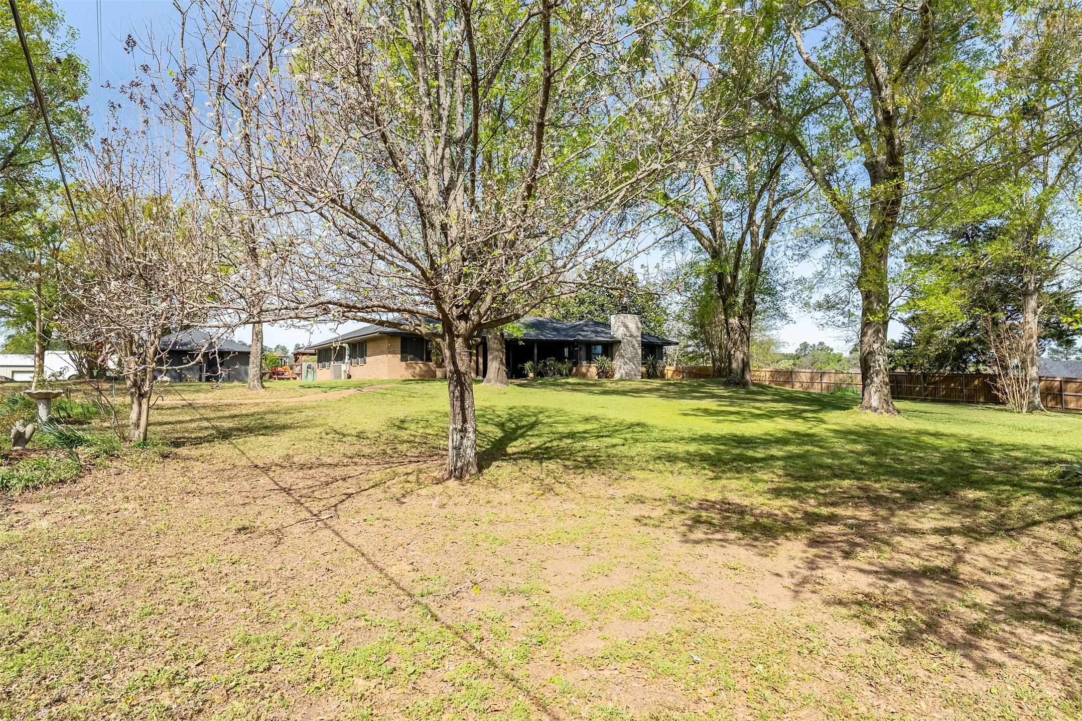 15549 County Road 1104 Flint TX 75762