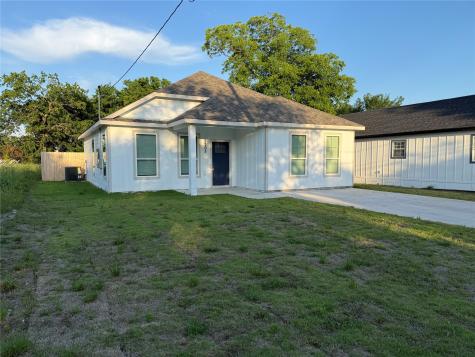 2205 Wellington Street Greenville TX 75401