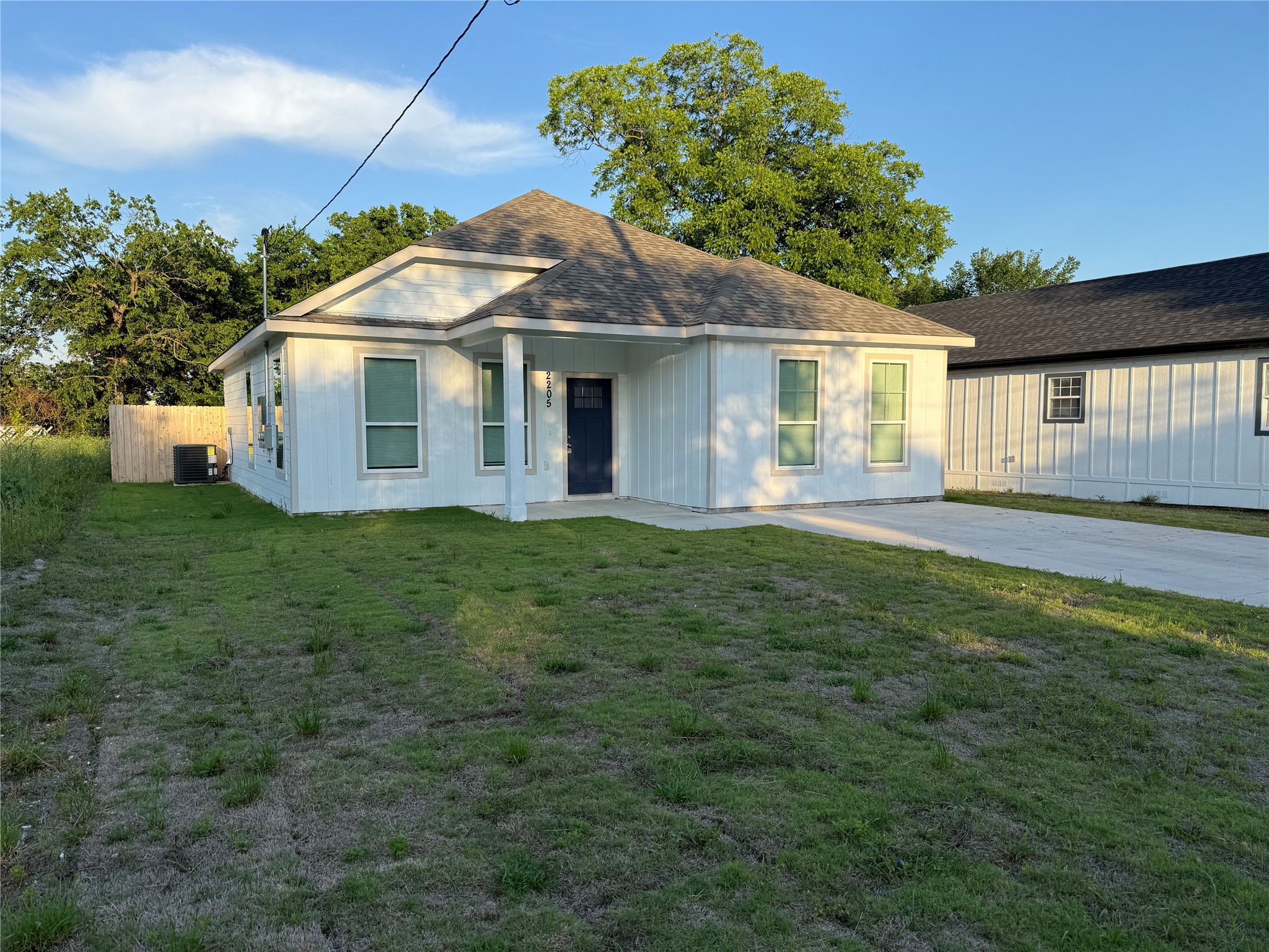 2205 Wellington Street Greenville TX 75401