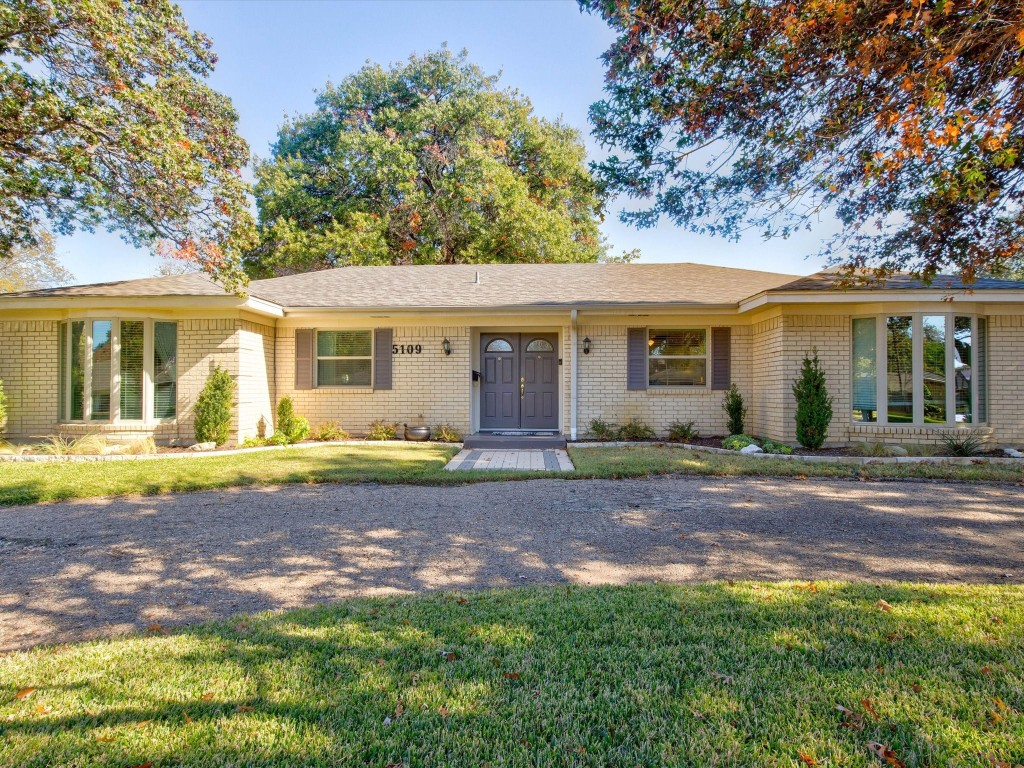 5109 Stacey Avenue Fort Worth TX 76132