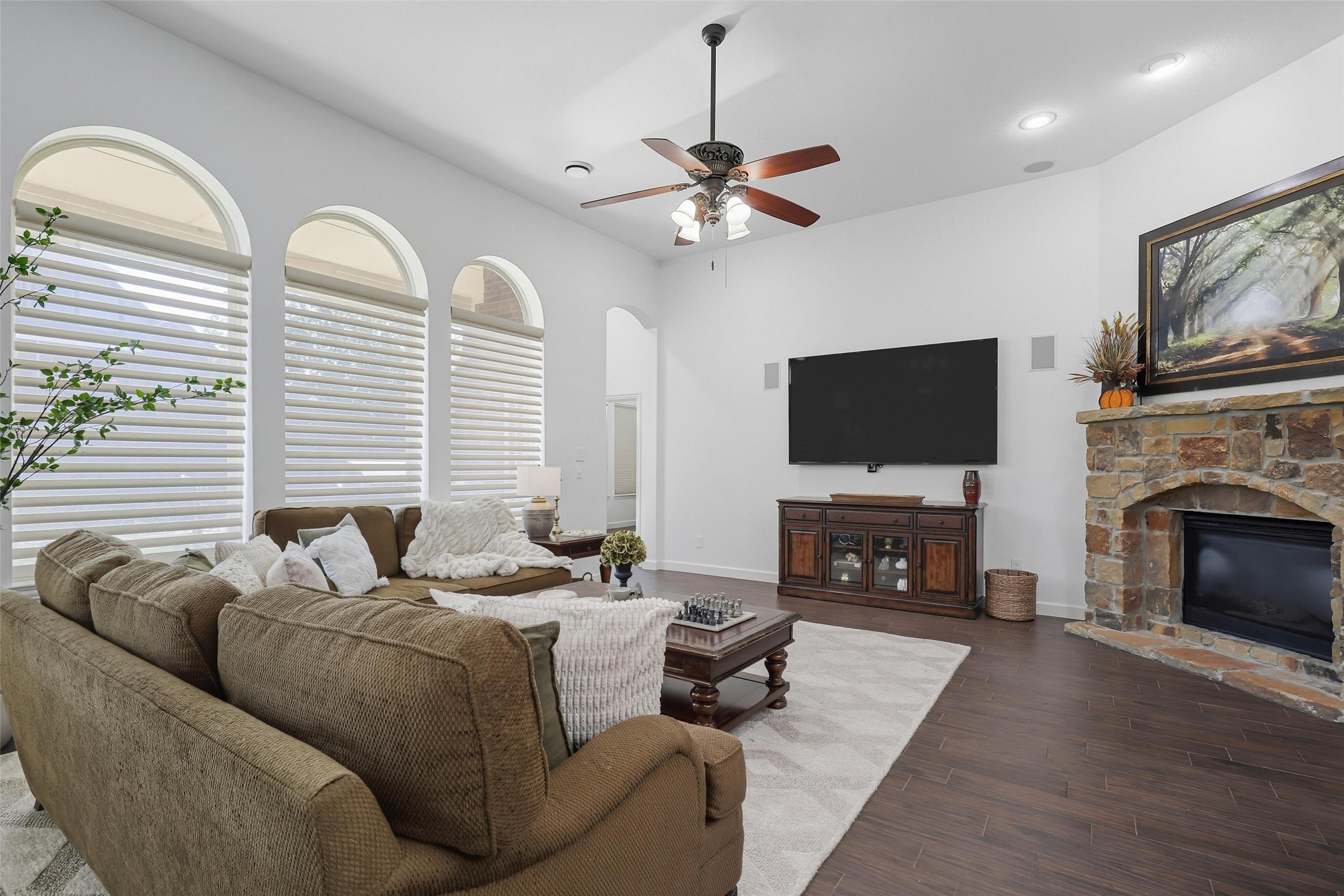 109 Diablo Drive Burleson TX 76028