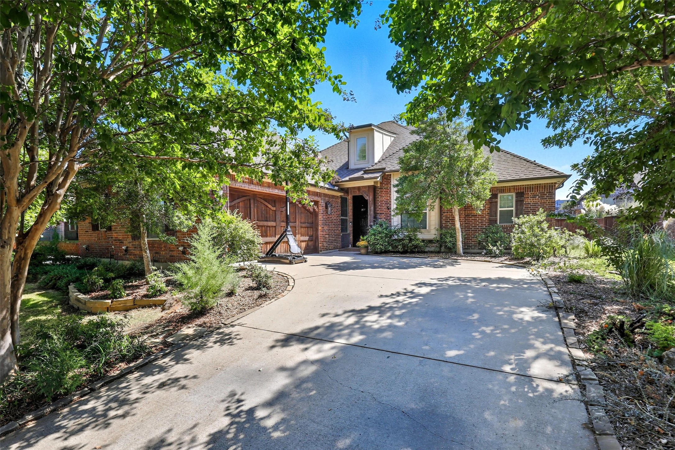 109 Diablo Drive Burleson TX 76028