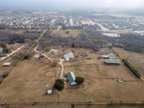 1827 Drive Sanders Road Aubrey TX 76227