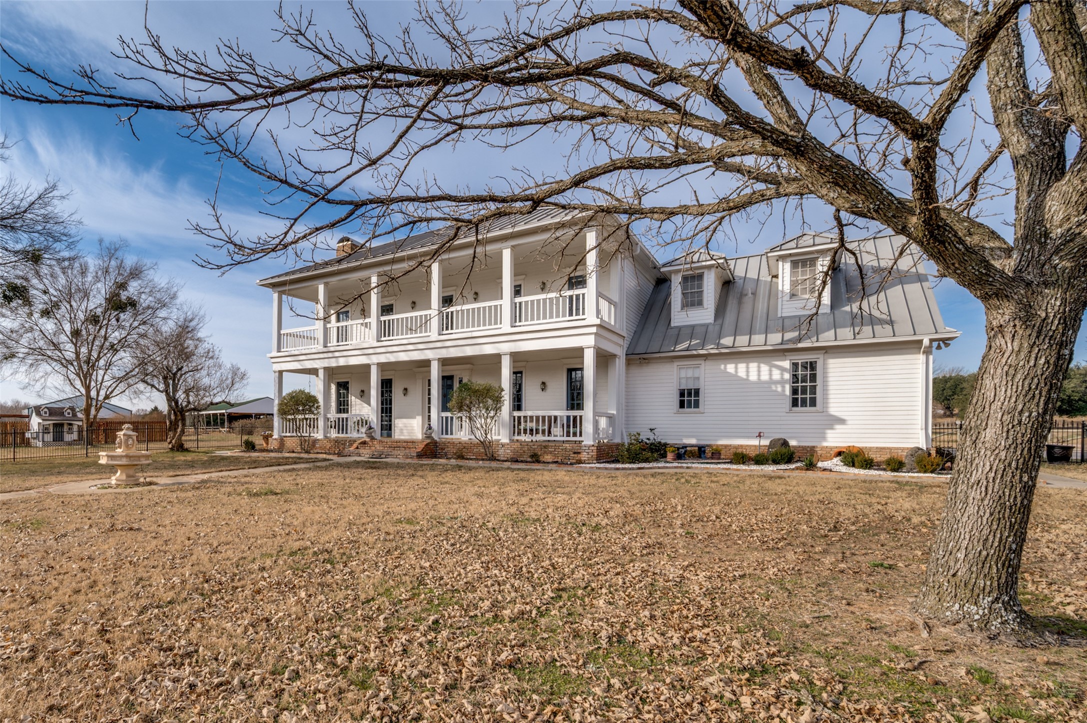1827 Drive Sanders Road Aubrey TX 76227