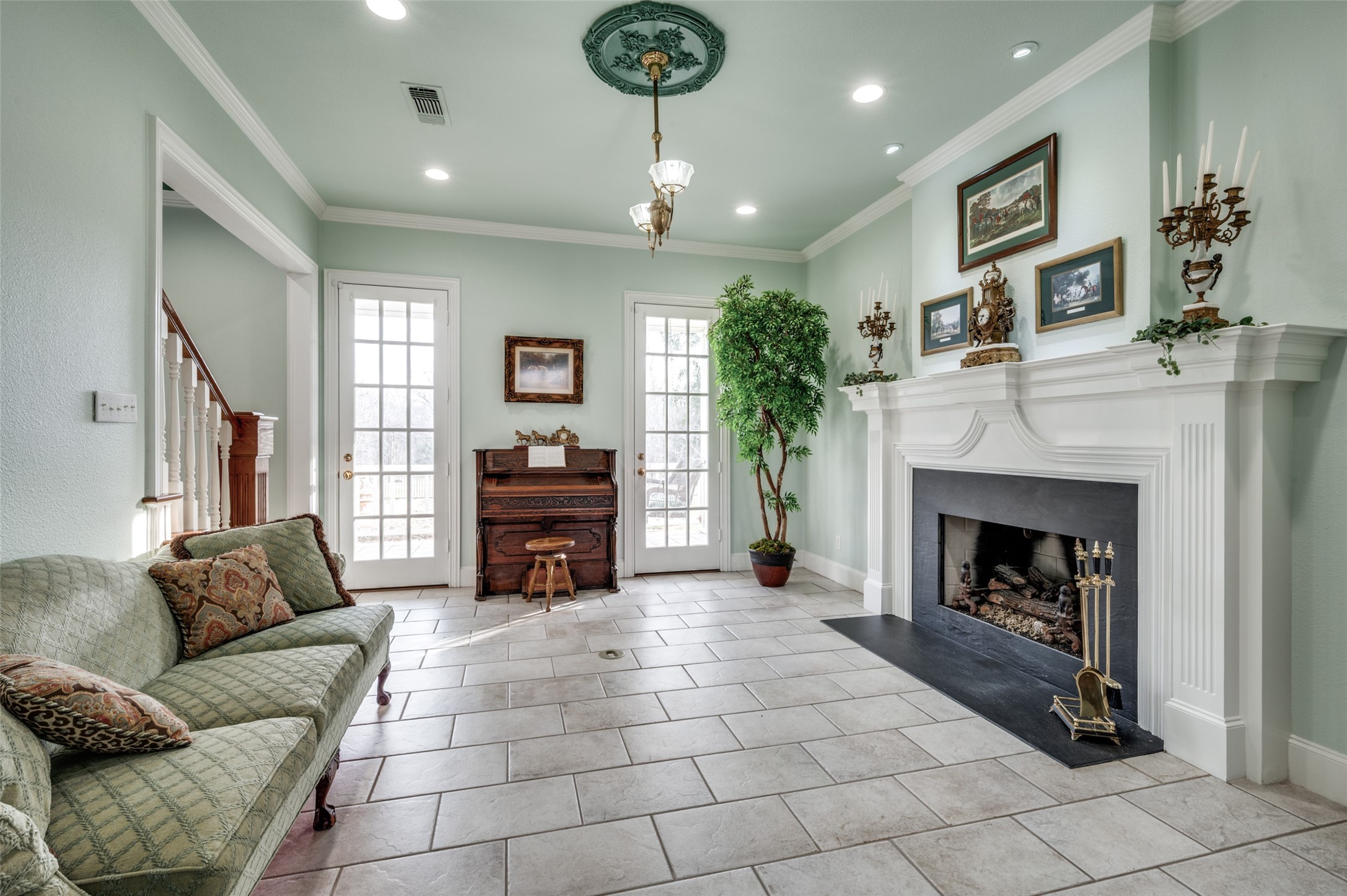 1827 Drive Sanders Road Aubrey TX 76227