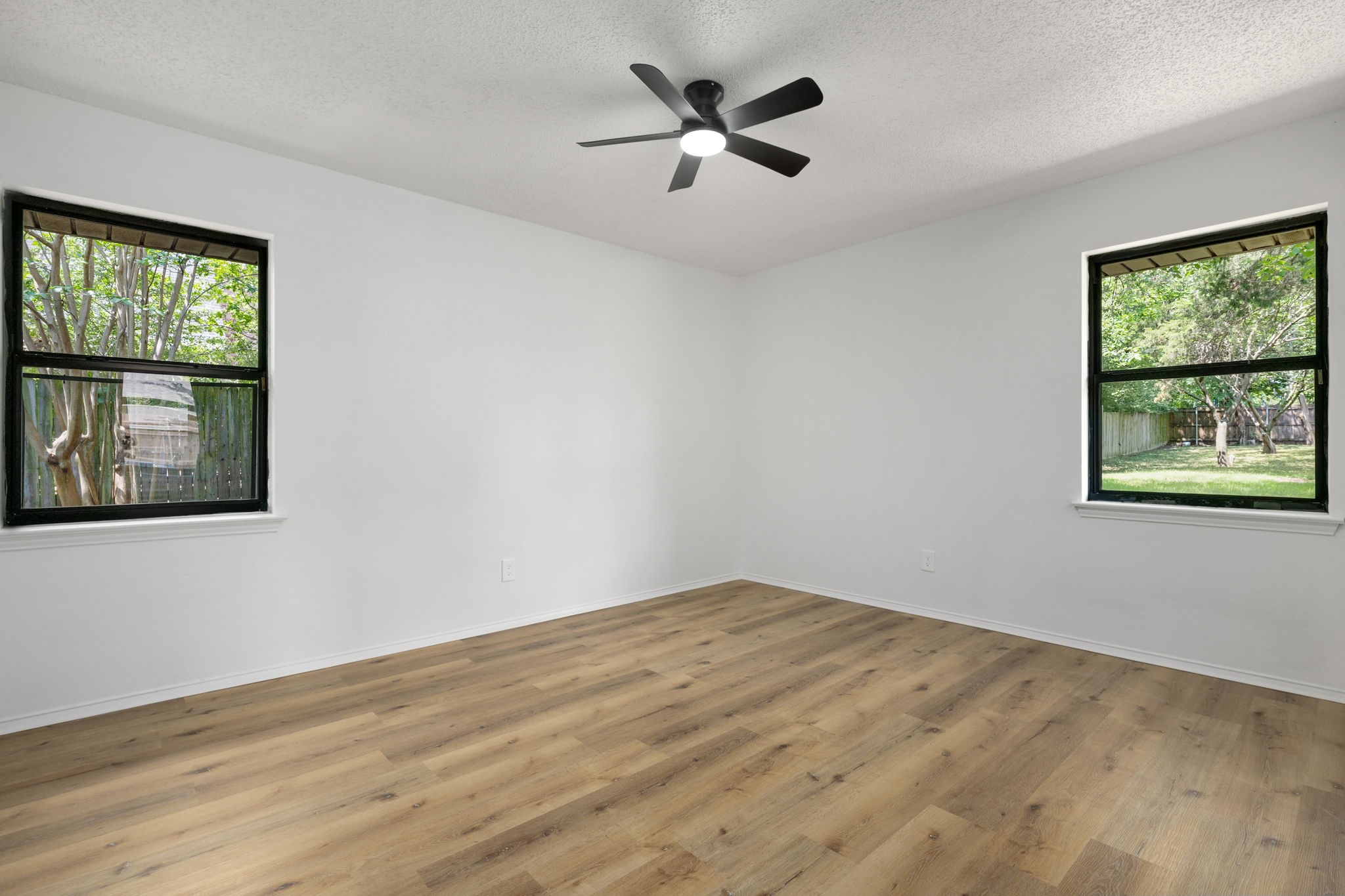 215 N Casa Grande Circle Duncanville TX 75116