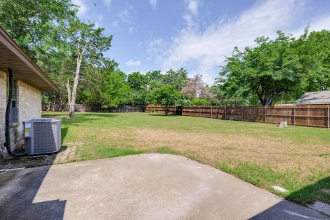 215 N Casa Grande Circle Duncanville TX 75116