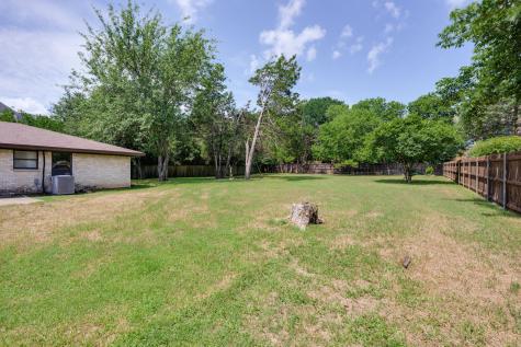 215 N Casa Grande Circle Duncanville TX 75116