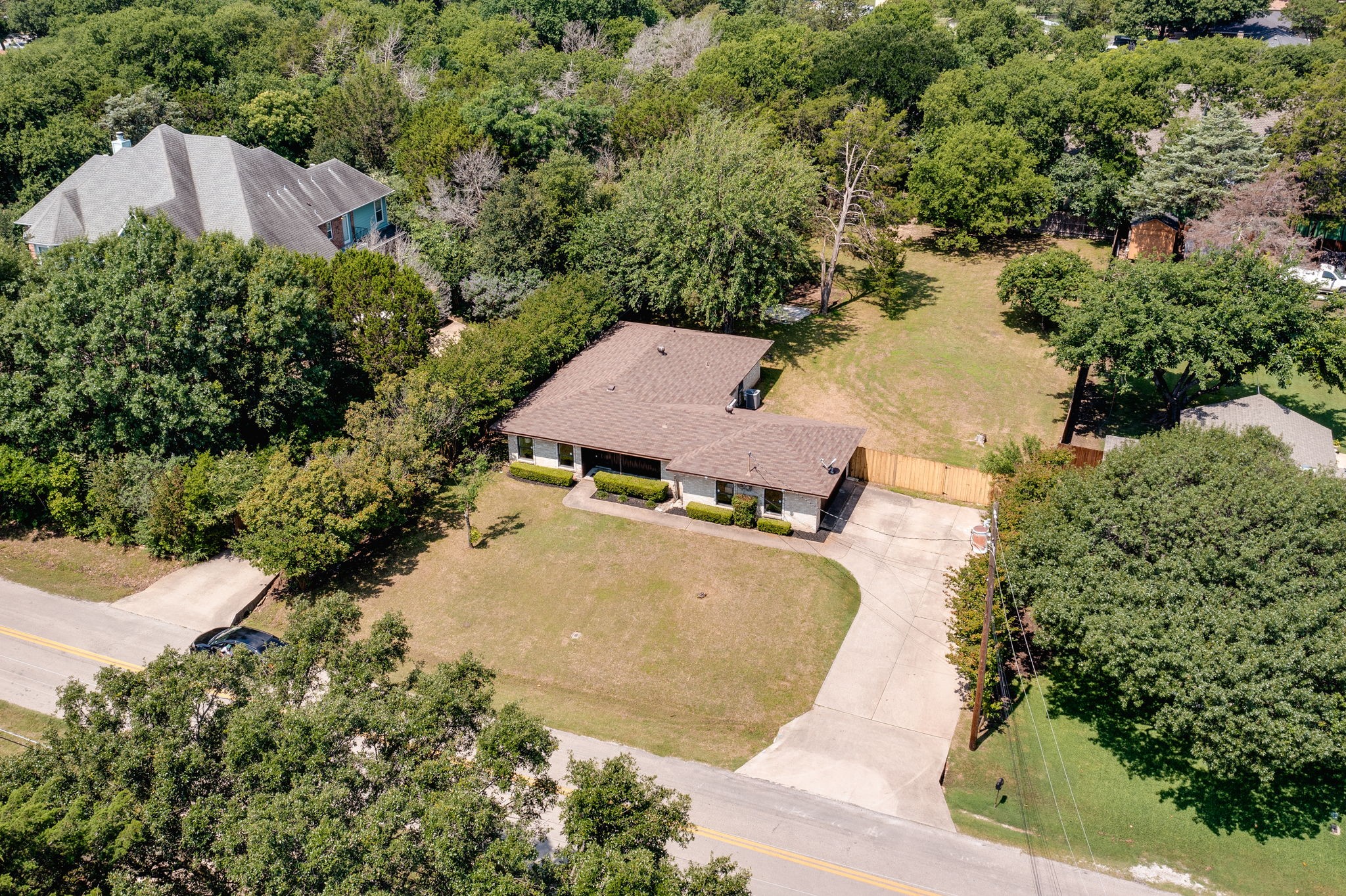 215 N Casa Grande Circle Duncanville TX 75116