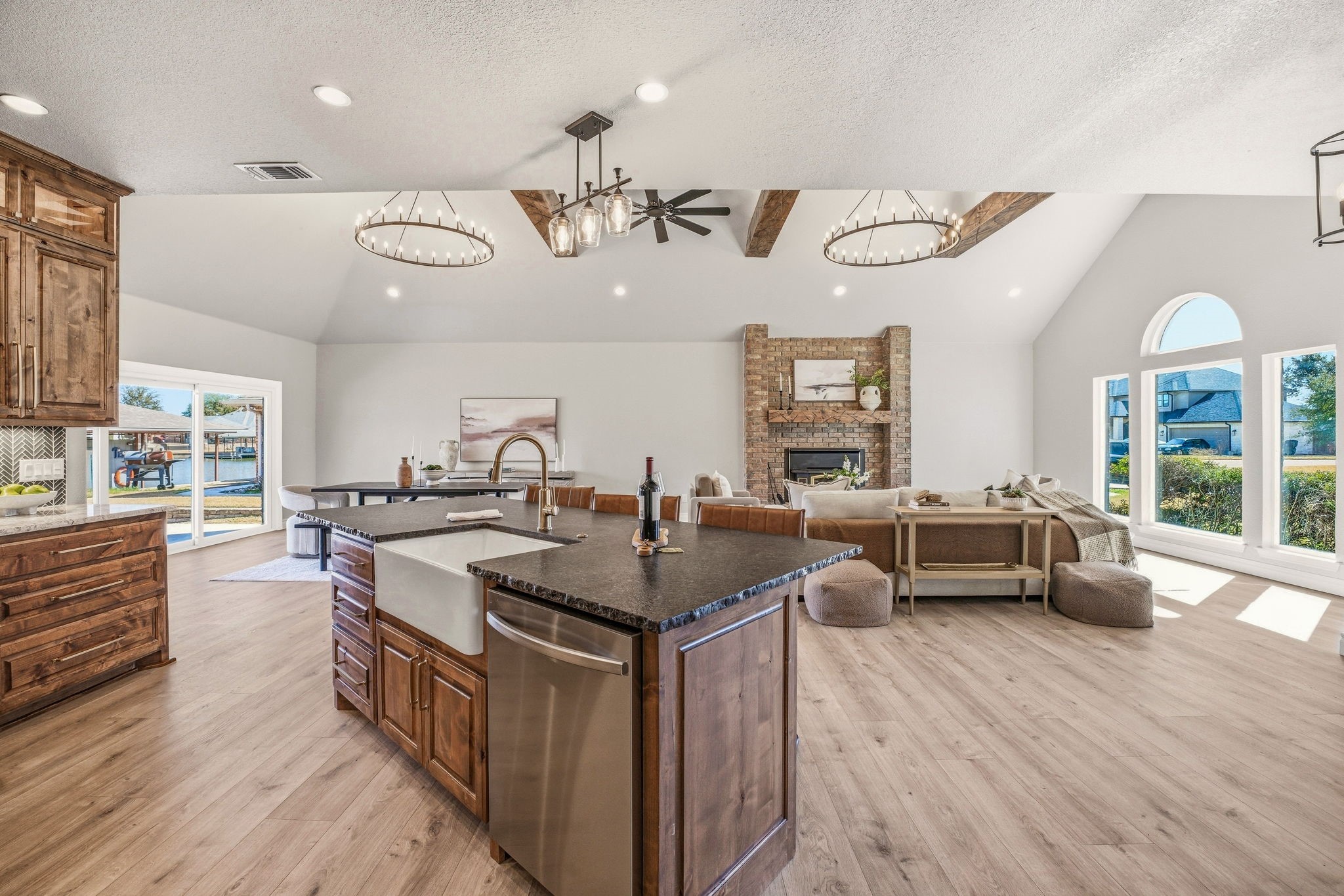 2309 River Road Granbury TX 76048