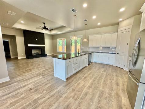984 Mallard Drive Lindale TX 75771