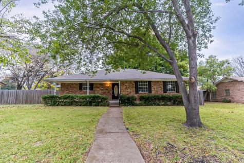 225 Bailey Drive Desoto TX 75115