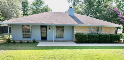 1012 Woodhaven Street Gladewater TX 75647