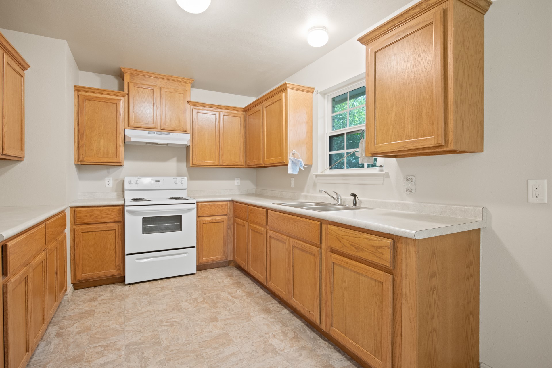 65 Rhyne Avinger TX 75630