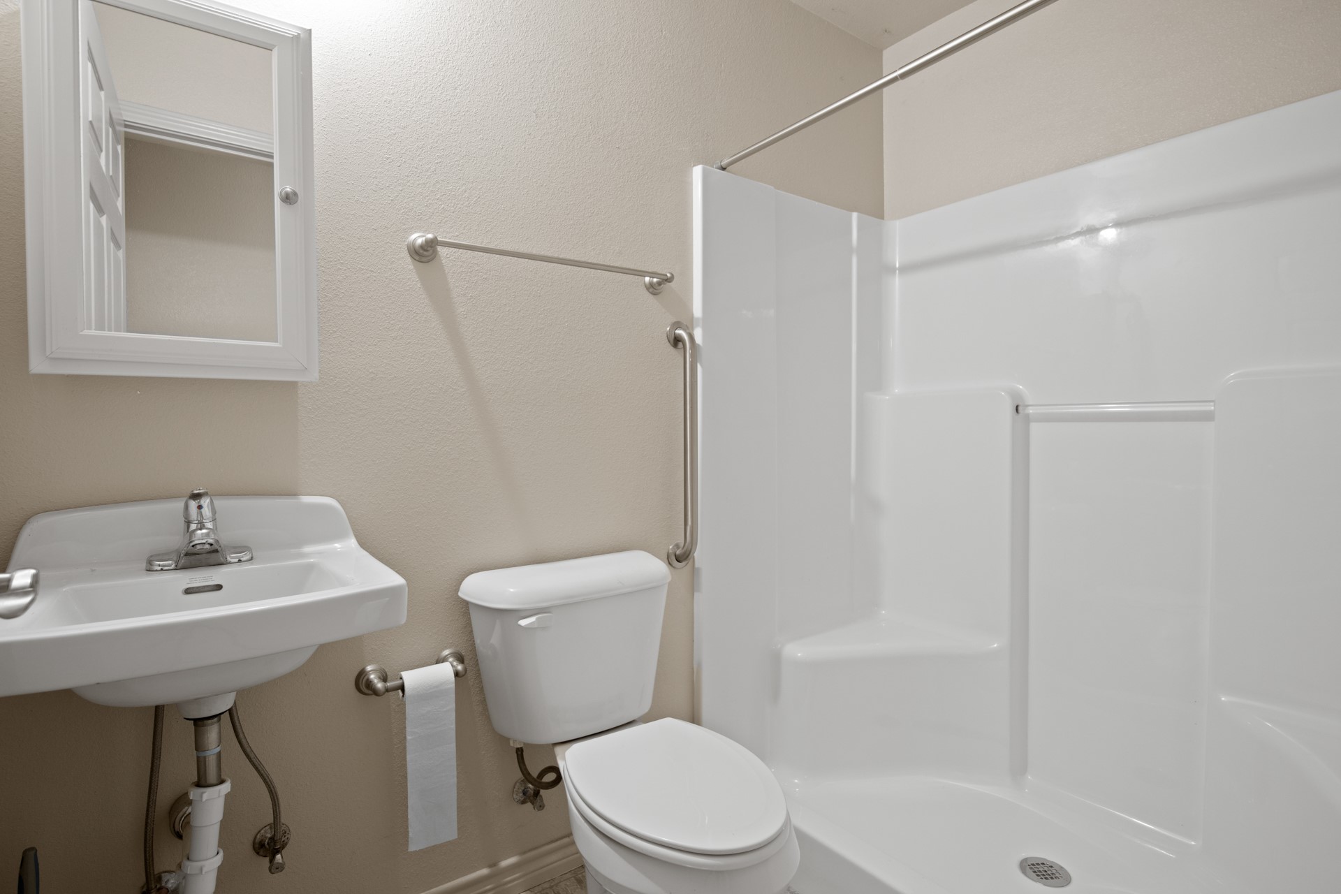 65 Rhyne Avinger TX 75630
