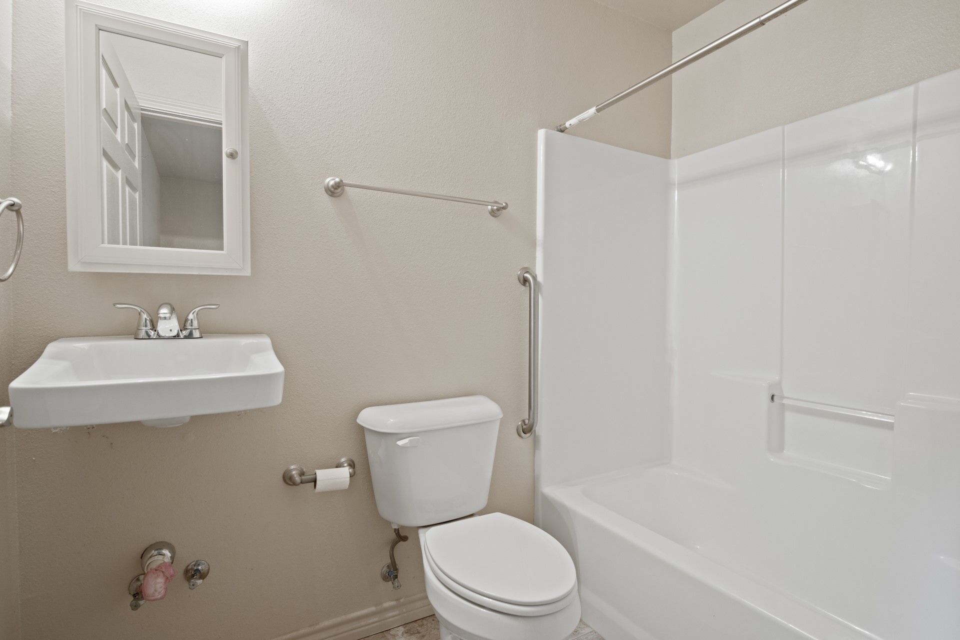 65 Rhyne Avinger TX 75630