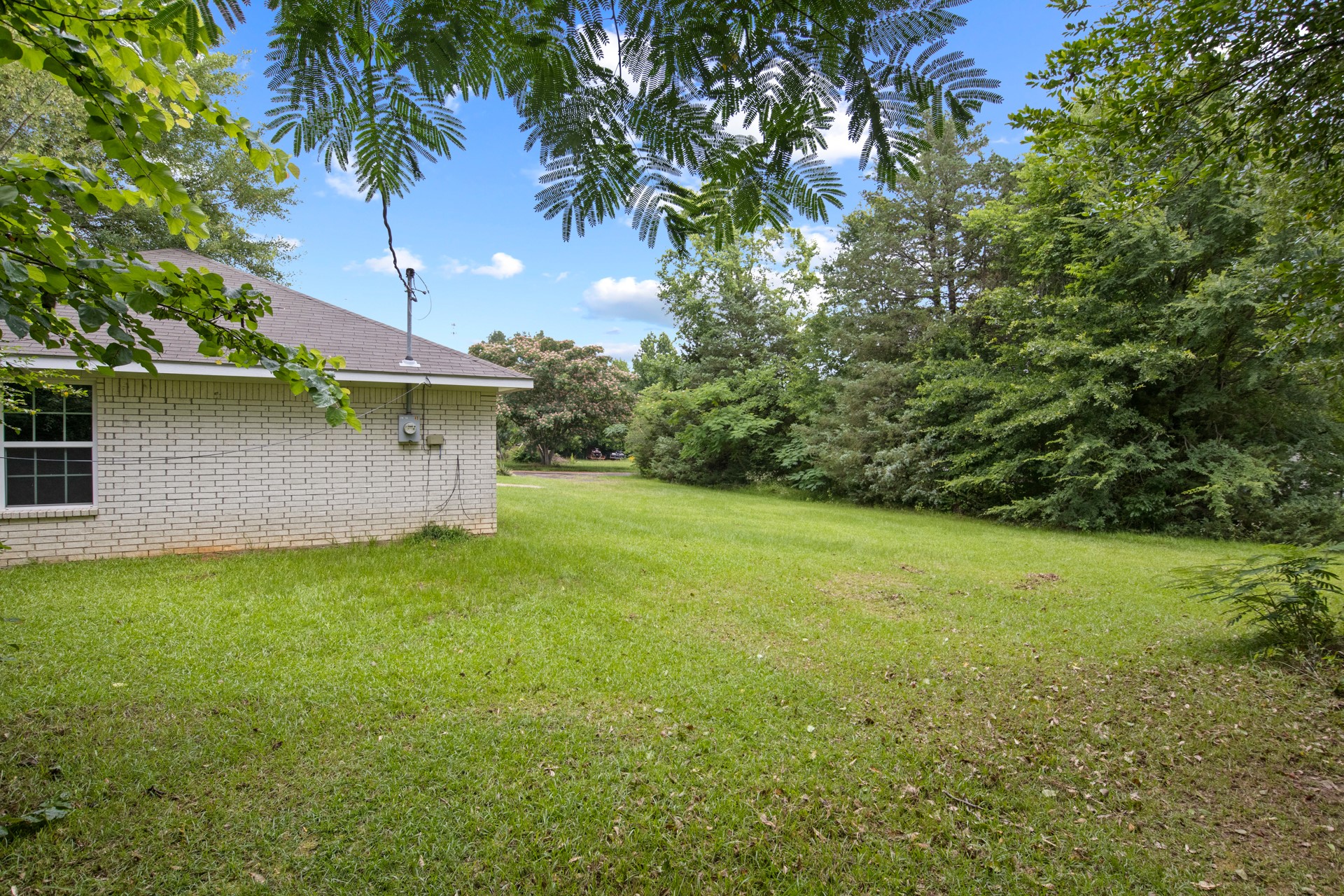 65 Rhyne Avinger TX 75630