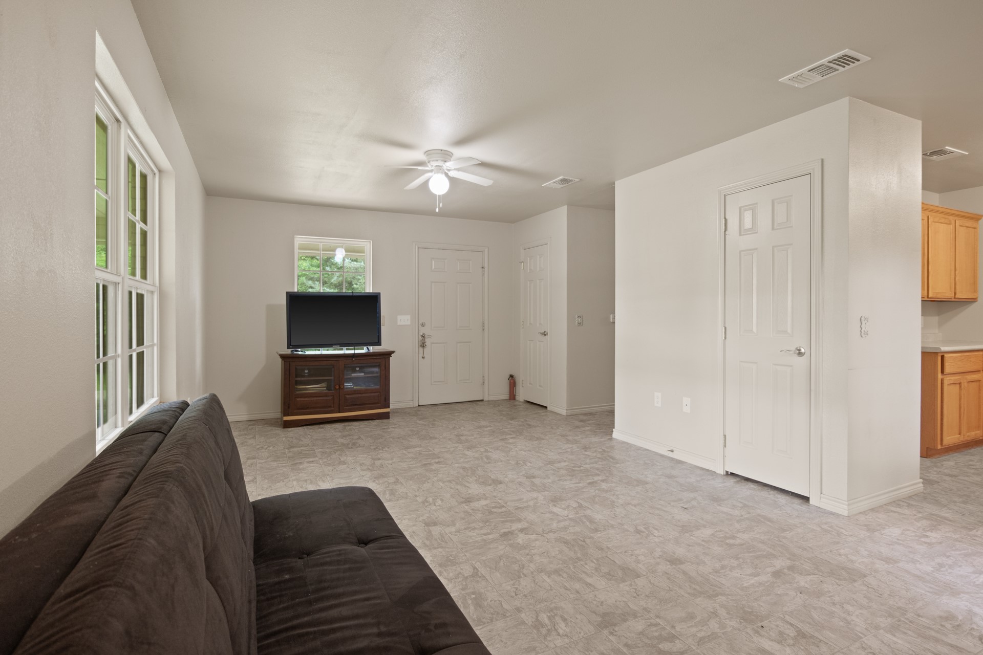 65 Rhyne Avinger TX 75630