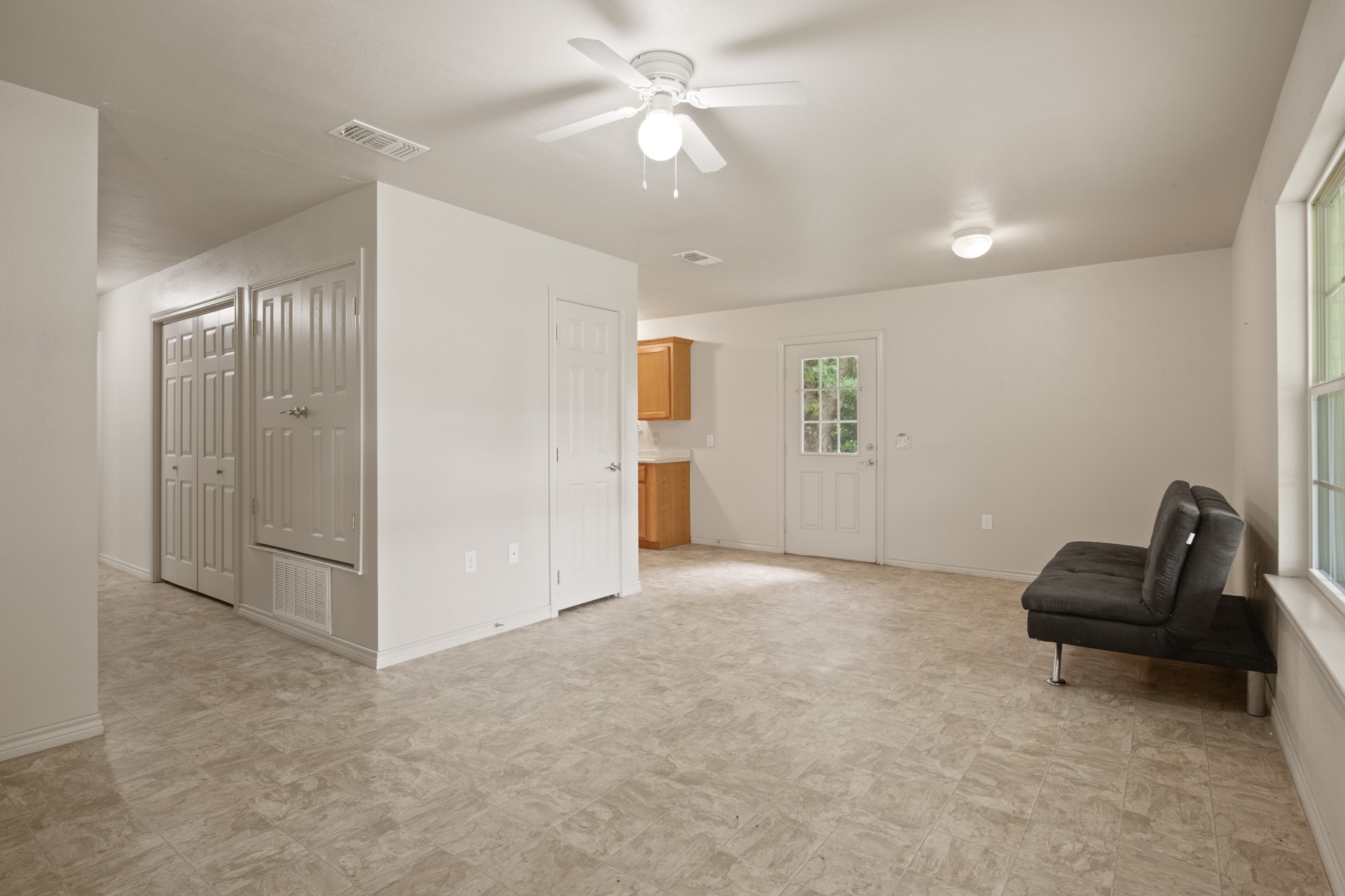 65 Rhyne Avinger TX 75630