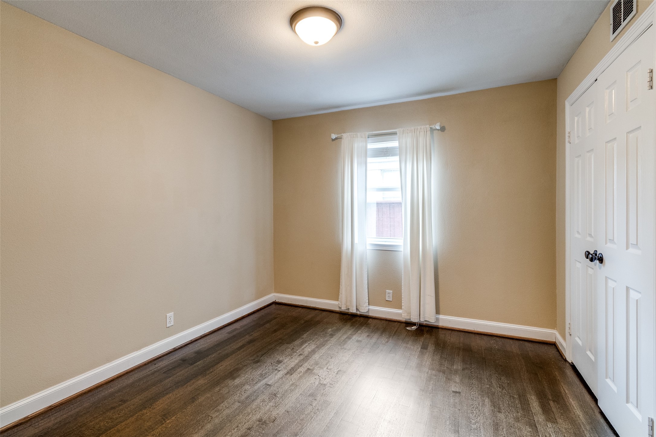7003 Bucknell Drive Dallas TX 75214
