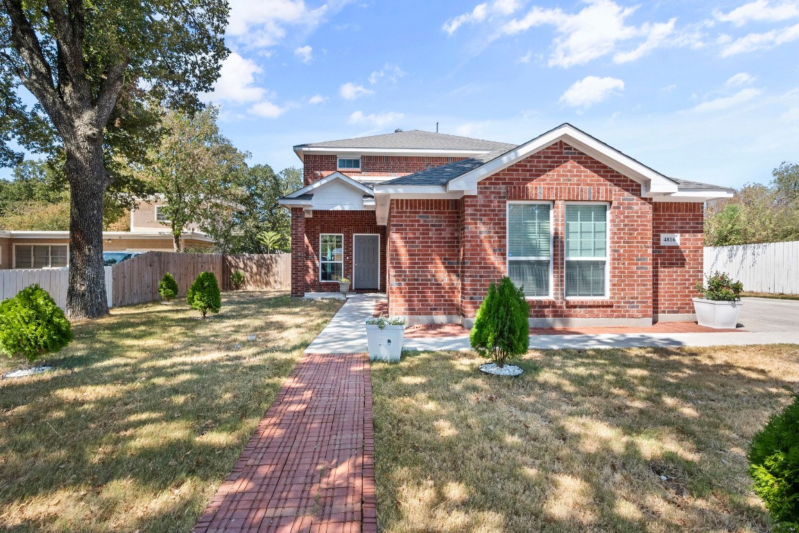 4816 Nell Street Fort Worth TX 76119